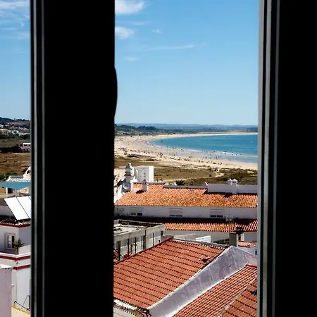 Topcity & לאגוּ‏ש