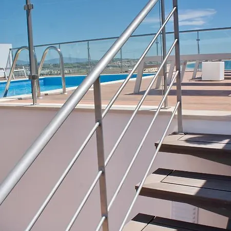 Hostal Topcity &